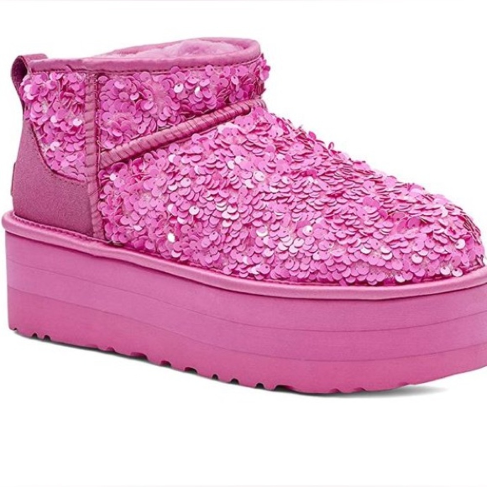 UGG PLATFORM ULTRA MINI BOOTS